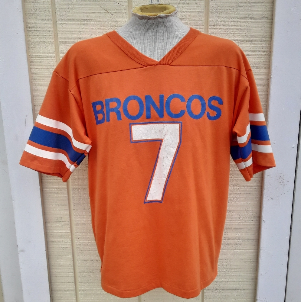 Vintage Denver Broncos John Elway shirt